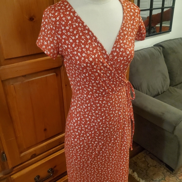 Floral Ditsy Daisy 90s Summer Faux Wrap Dress Dark Orange White Medium USA - Picture 4 of 9
